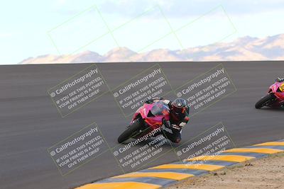 media/Sep-11-2022-SoCal Trackdays (Sun) [[81b7e951af]]/Bowl (820am)/